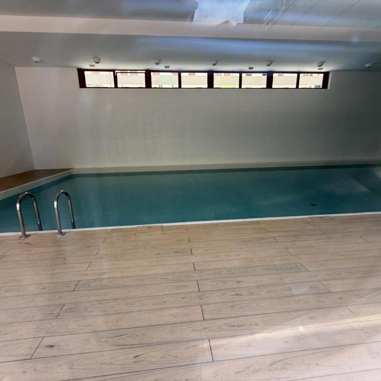 Apartamento con piscina, gimnasio y parking en Alicante by Turihome - Apartment - 33