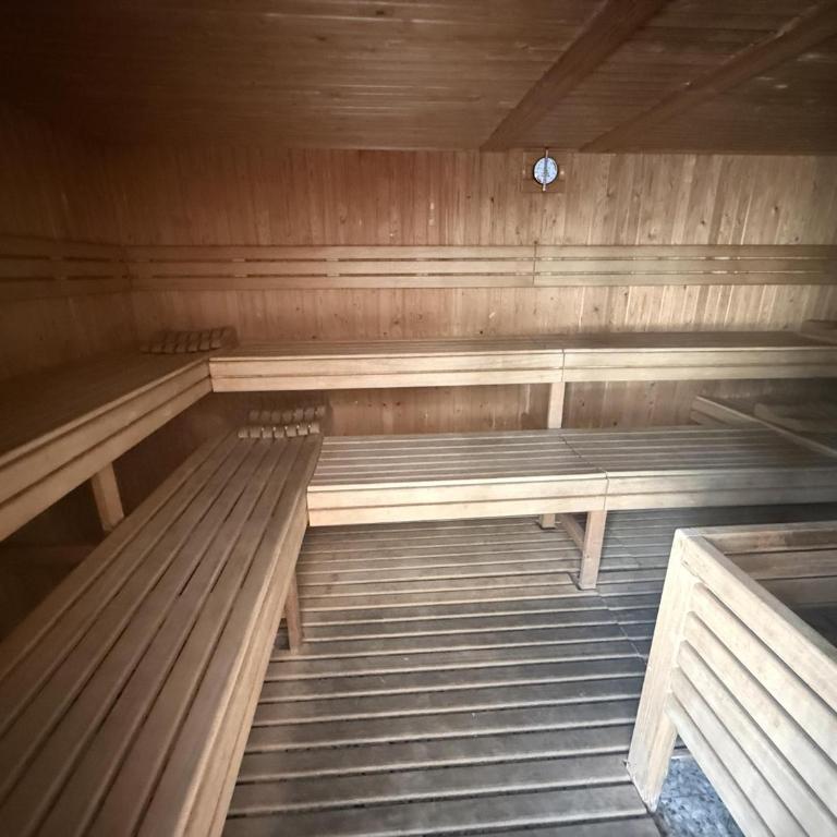 Apartamento con piscina, gimnasio y parking en Alicante by Turihome - Apartment - 35