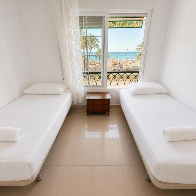 Terraza de Ensueño frente a la Playa del Postiguet by Turihome - Apartment - 9