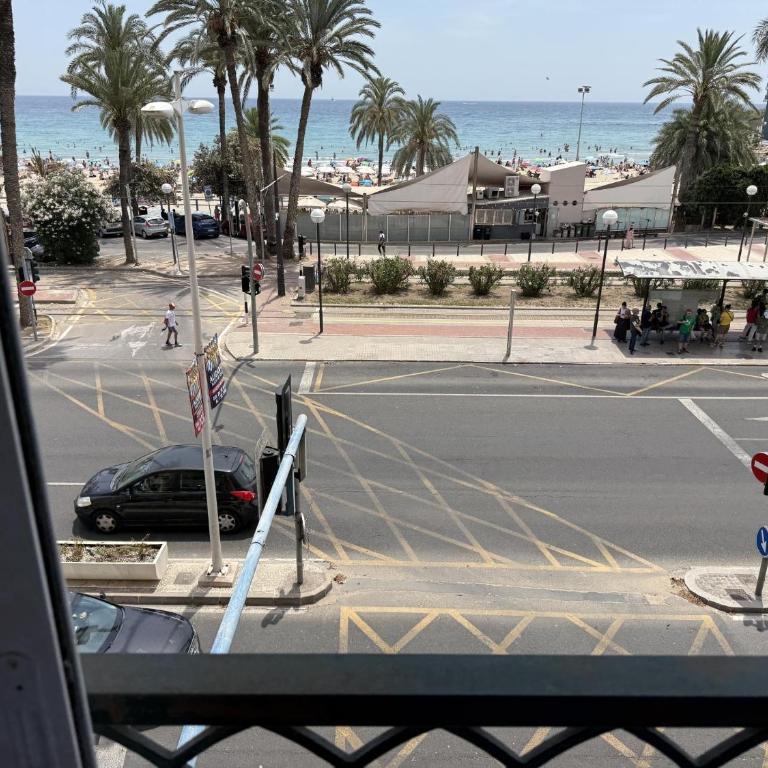 Terraza de Ensueño frente a la Playa del Postiguet by Turihome - Apartment - 30