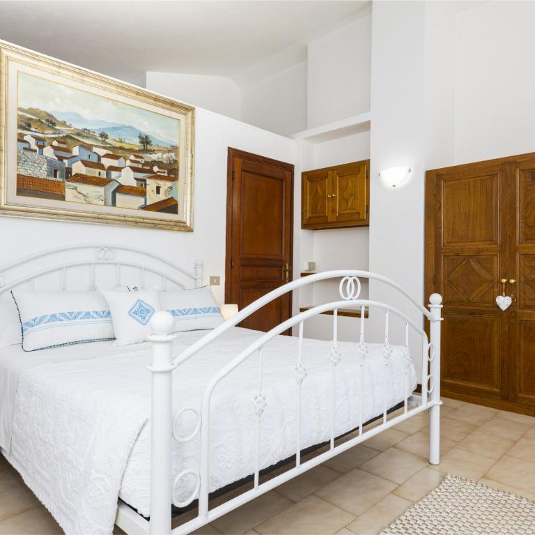 Cala Gonone Holiday Flats - Appartamento con 2 Camere da Letto - 1