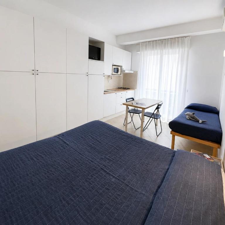 Residence Glicini - Monolocale Familiare - 8