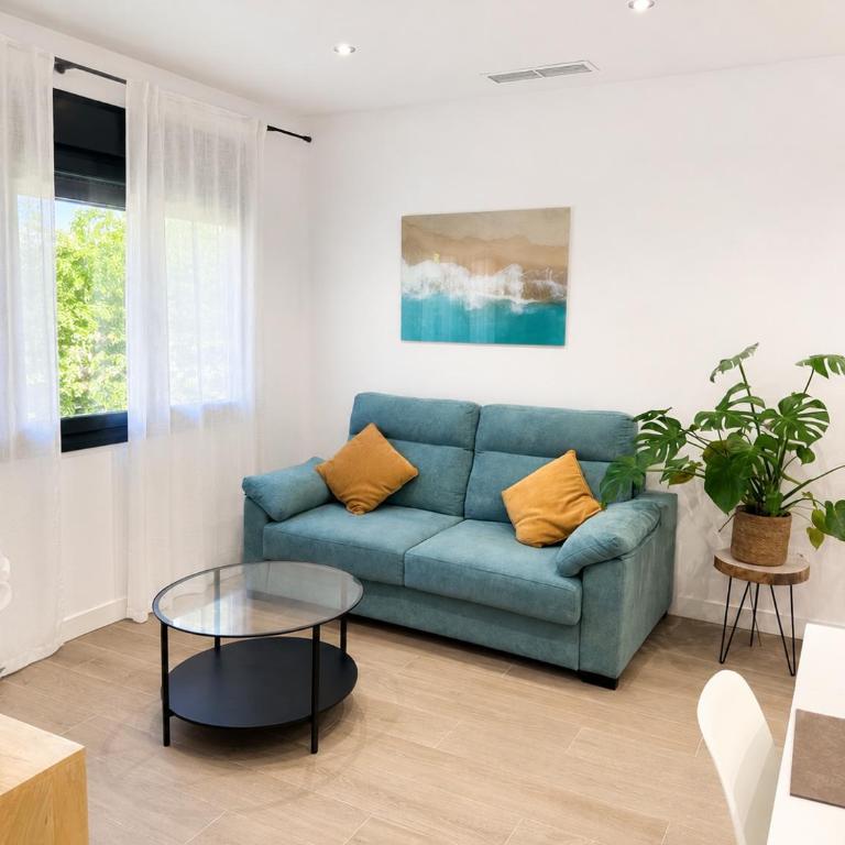 Apartamento en segunda linea de playa en la carihuela - Apartamento de 1 dormitorio - 1