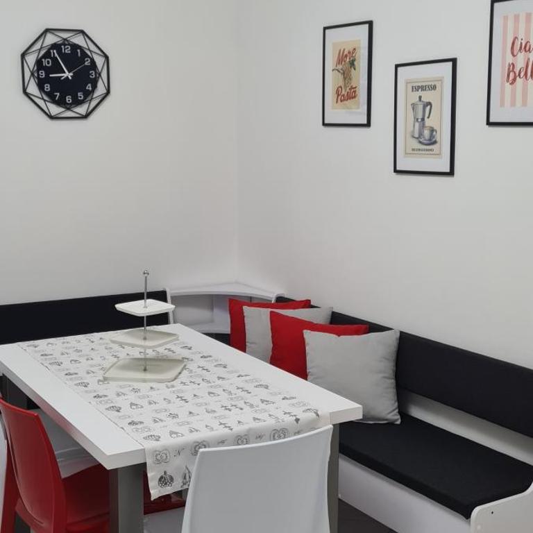 Residenza San Rocco - Appartamento Superior con 2 Camere da Letto e Balcone - 1