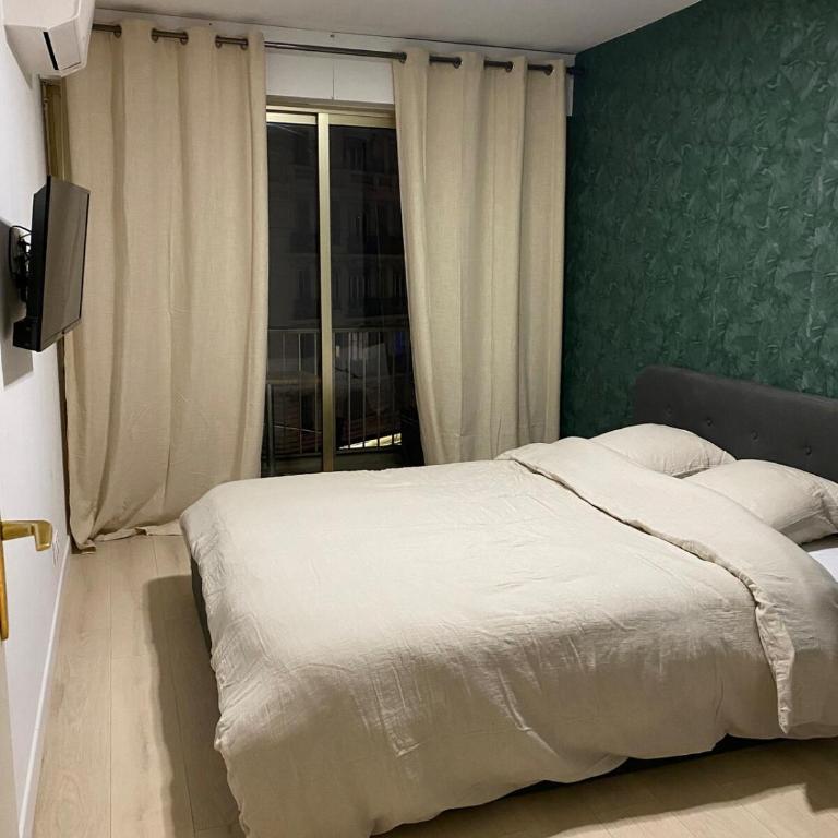 Full furnished in downtown with double AC 50m2 - Appartement 1 Chambre - 12