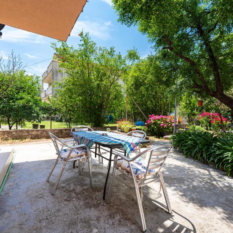 Dekovic Apartments - One-Bedroom Apartment with Balcony - 5