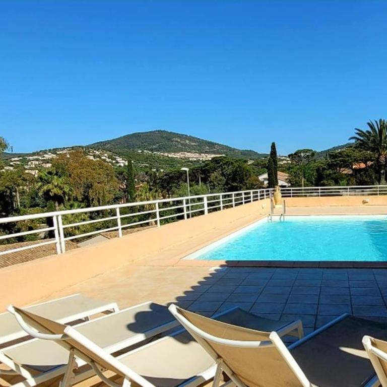 Appartement avec Vue Mer Piscine et Calme Absolu - Appartement - 13