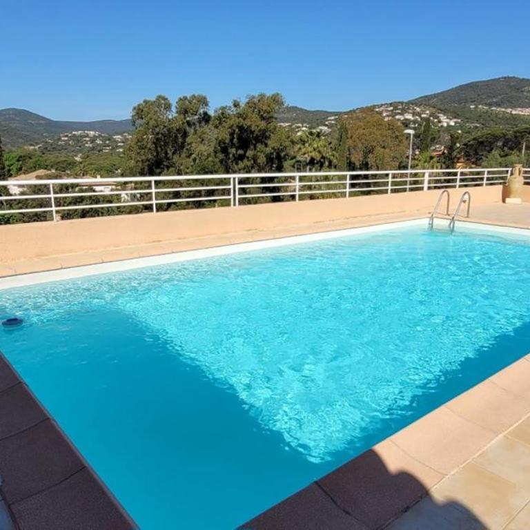 Appartement avec Vue Mer Piscine et Calme Absolu - Appartement - 14