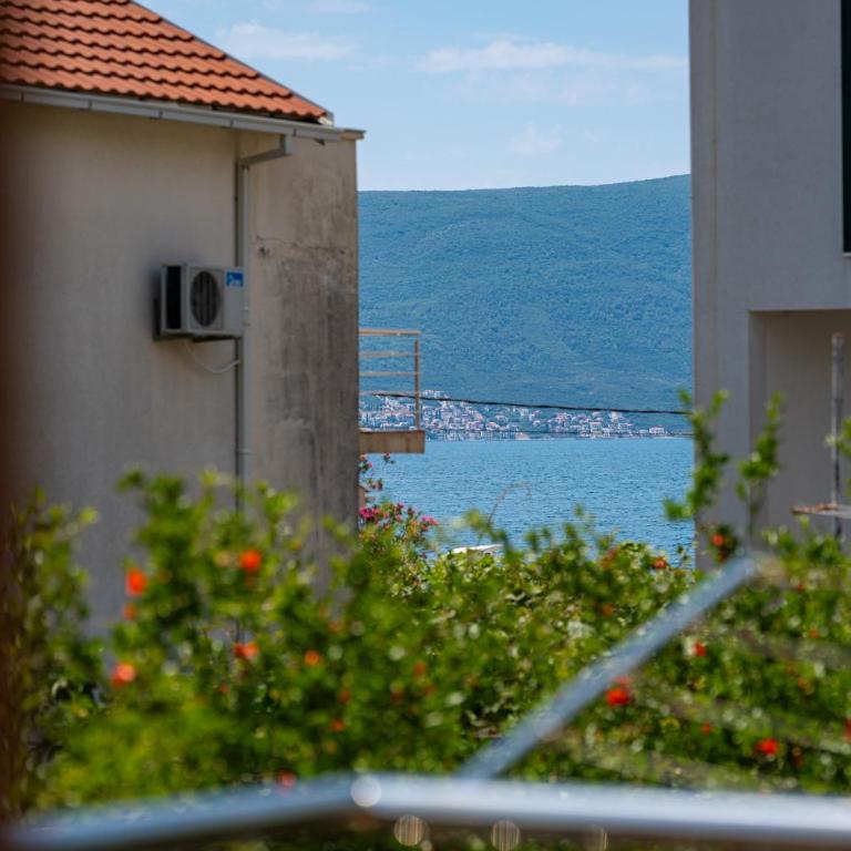 Dekovic Apartments - Apartment with View and Balcony - 2