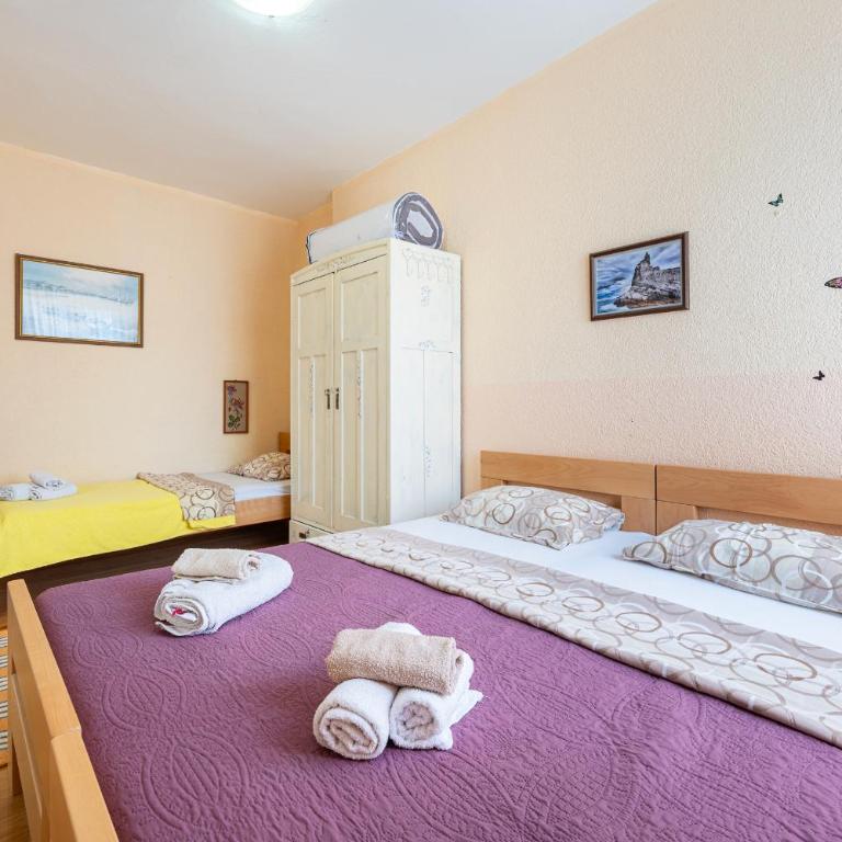 Dekovic Apartments - Apartment with View and Balcony - 1