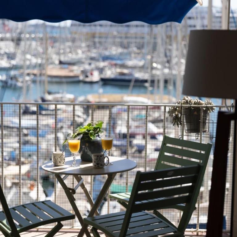 Superbe 2 pièces, terrasse face au port et mer - Apartment mit 1 Schlafzimmer - 6