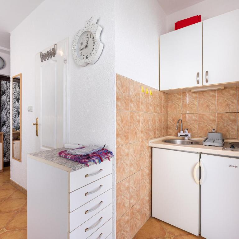 Dekovic Apartments - Studio with Balcony - 2