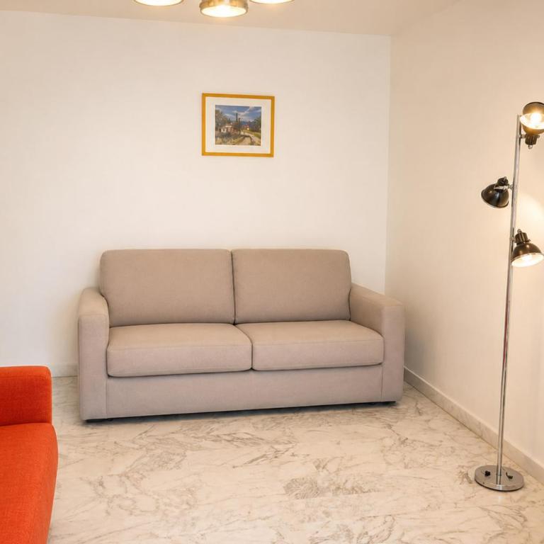 Amazing studio in Juan les Pins with a large terrasse parking - Estudio - 6