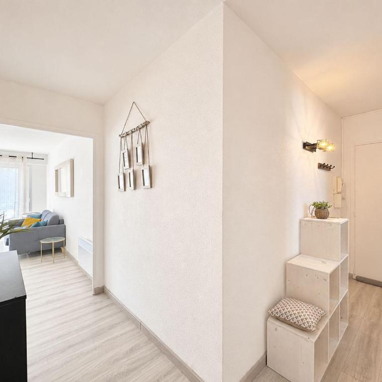 T3 Lumineux - Proche plage, Parking Privé - 6 pers - Apartment mit 2 Schlafzimmern - 3