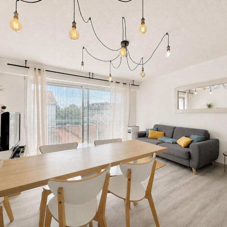 T3 Lumineux - Proche plage, Parking Privé - 6 pers - Apartment mit 2 Schlafzimmern - 1