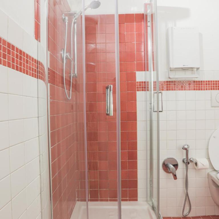 Pop Art Apartment in Porta Soprana - One-Bedroom Apartment - 10