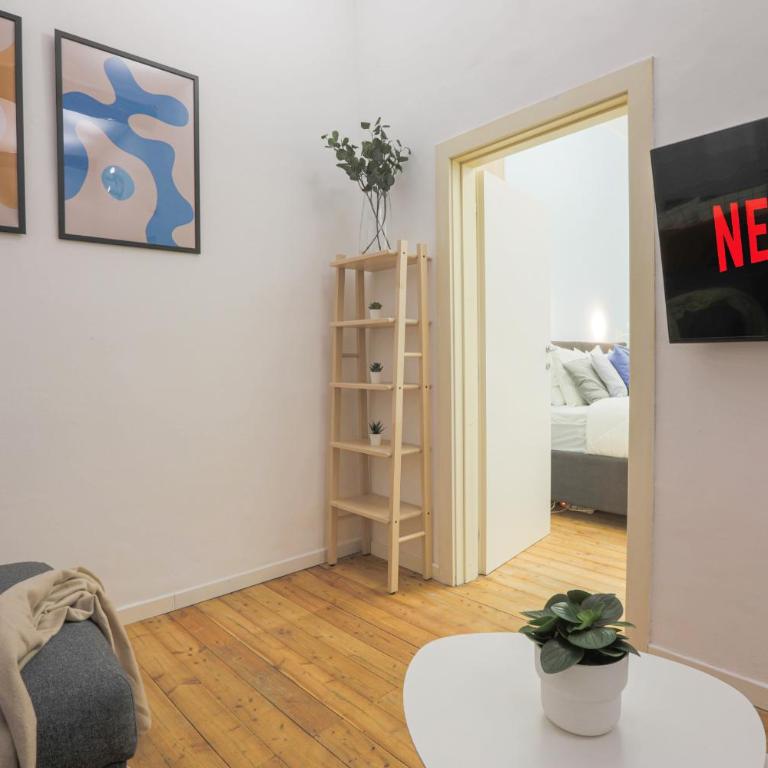 Pop Art Apartment in Porta Soprana - One-Bedroom Apartment - 15