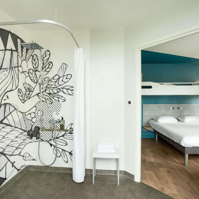 Ibis Budget Strasbourg Centre Gare - Chambre Accessible - 5