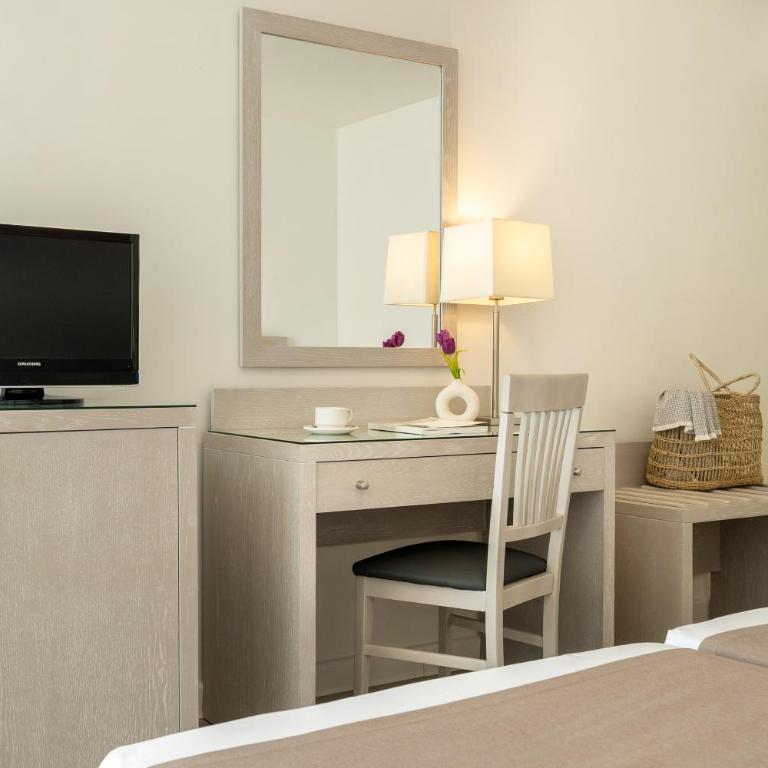 Hotel Helios Costa Tropical - Habitación Triple - 3