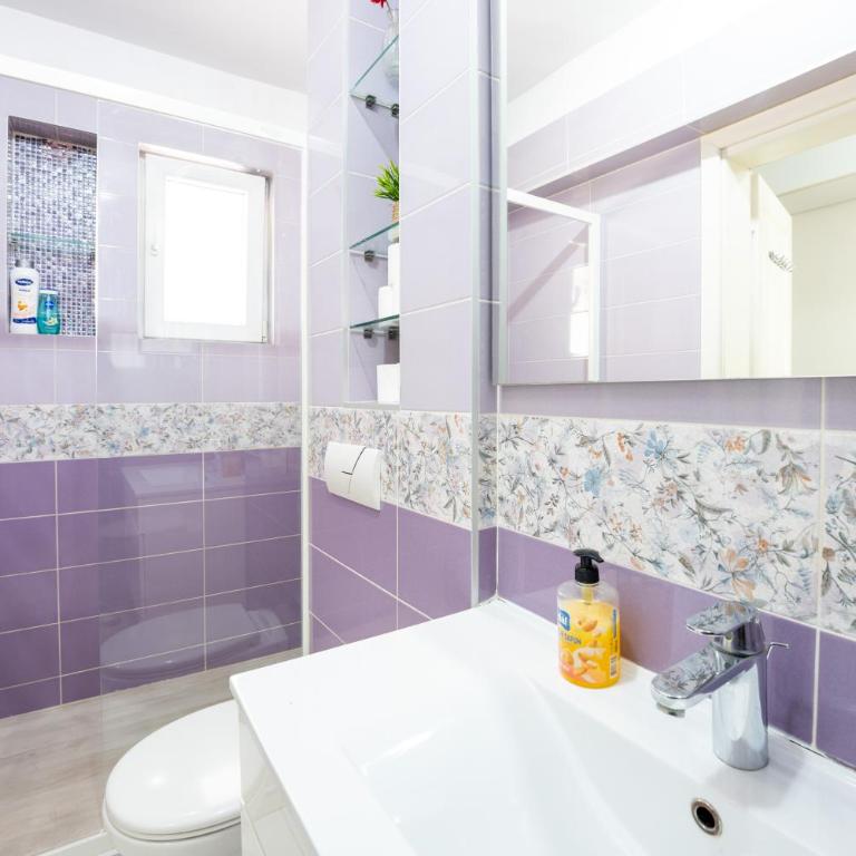 2BDR apartment in the city center next to the Cathedral - Two-Bedroom Apartment - 20