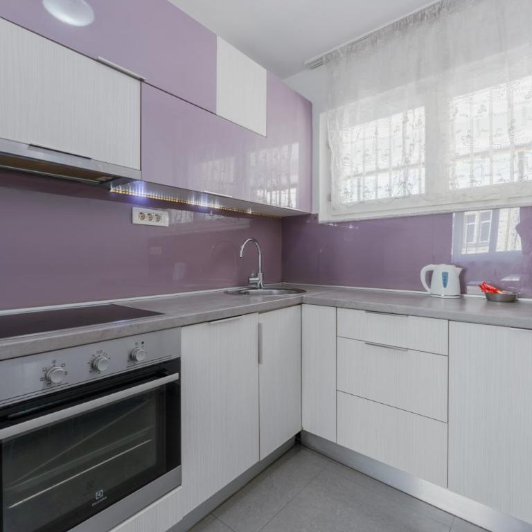 2BDR apartment in the city center next to the Cathedral - Two-Bedroom Apartment - 37
