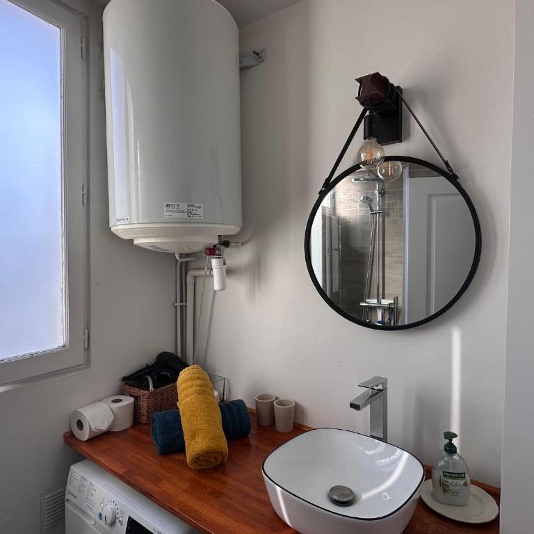 Quiet apartment hill of Montmartre - Appartement 2 Chambres - 16