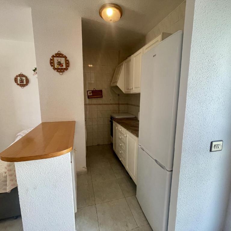 Adosado con Jardín, Parking y Toboganes Acuáticos - Casa de 3 dormitorios - 9