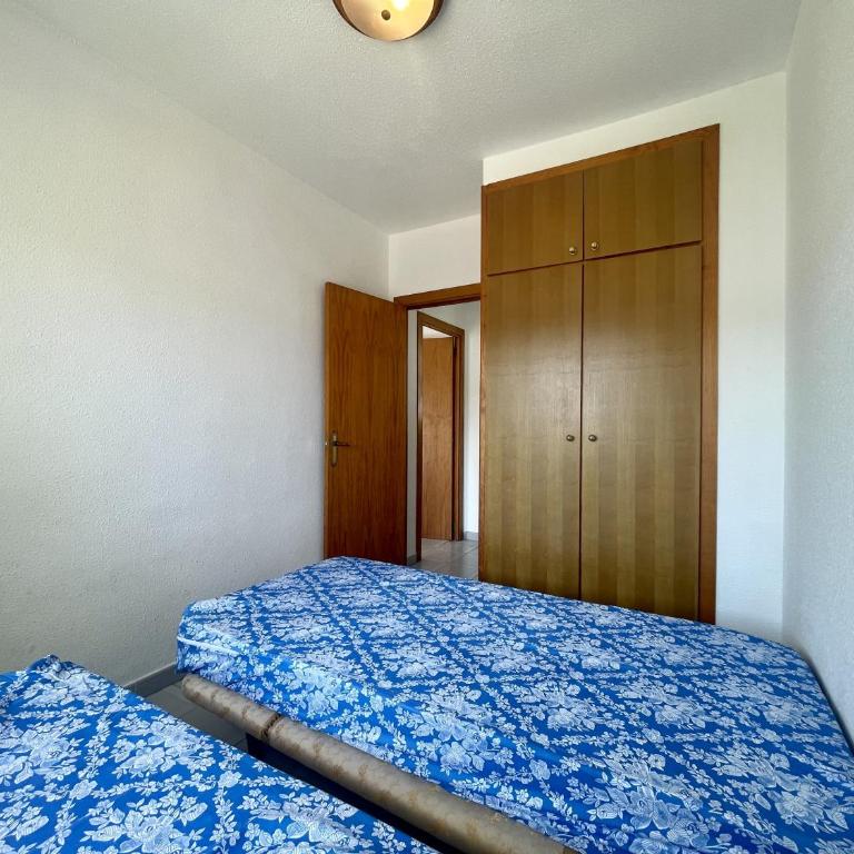 Adosado con Jardín, Parking y Toboganes Acuáticos - Casa de 3 dormitorios - 17