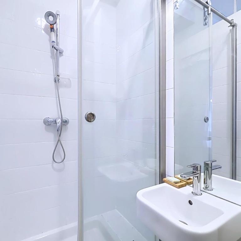 Cosy loft near Bastille & Canal - Apartment - 22