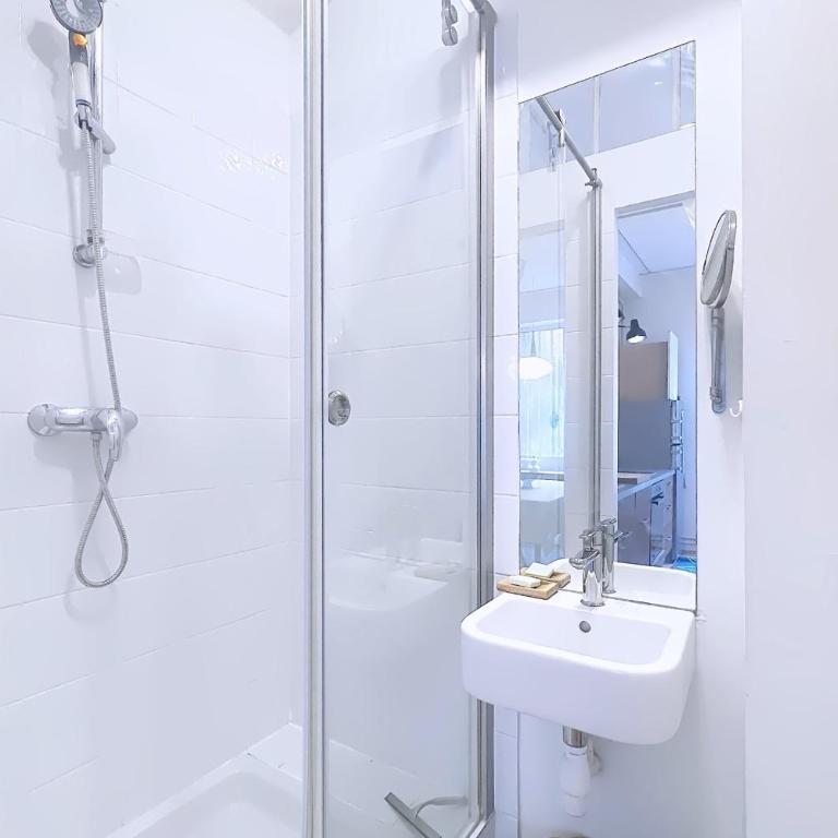 Cosy loft near Bastille & Canal - Apartment - 23