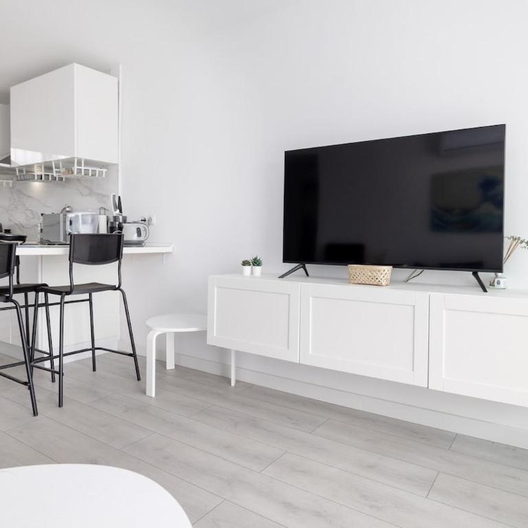 Modern and bright with ocean views - Apartamento de 2 dormitorios con terraza y vistas al mar - 12