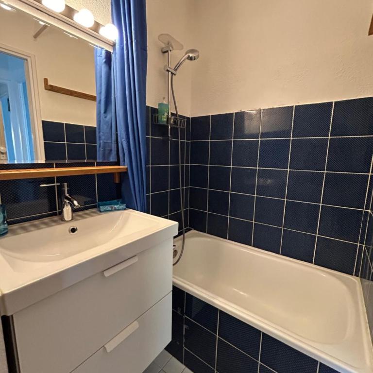 Vittoria Immobilier 8 - REGLEMENT SUR PLACE - chèques vacances acceptés - Apartment with Terrace - 9