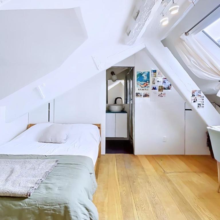 Charmant Duplex Place des Vosges - Appartement - 4