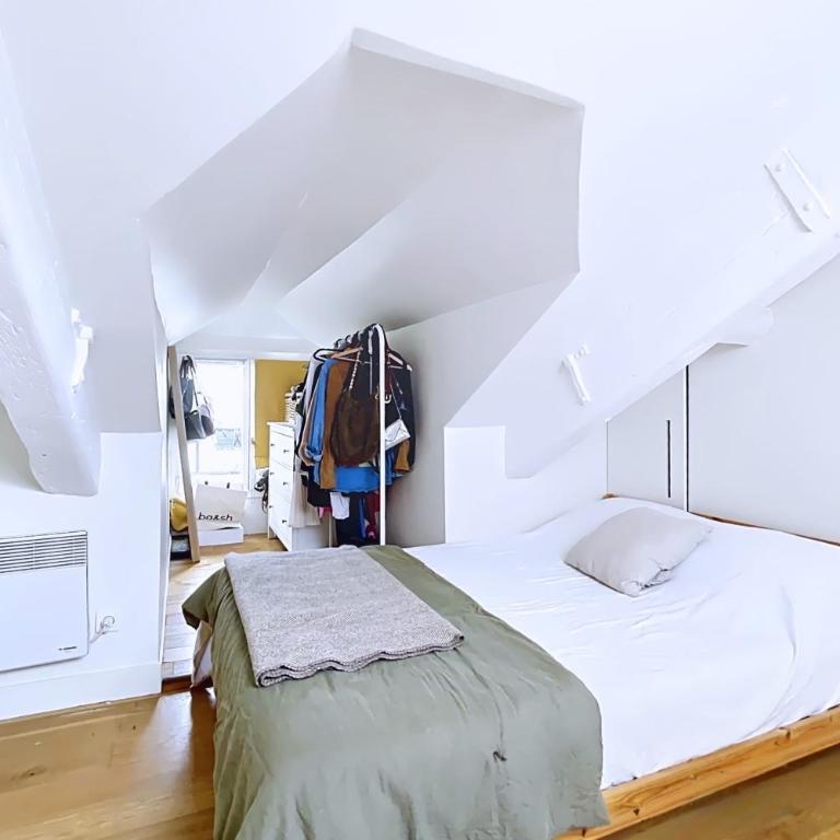 Charmant Duplex Place des Vosges - Appartement - 15