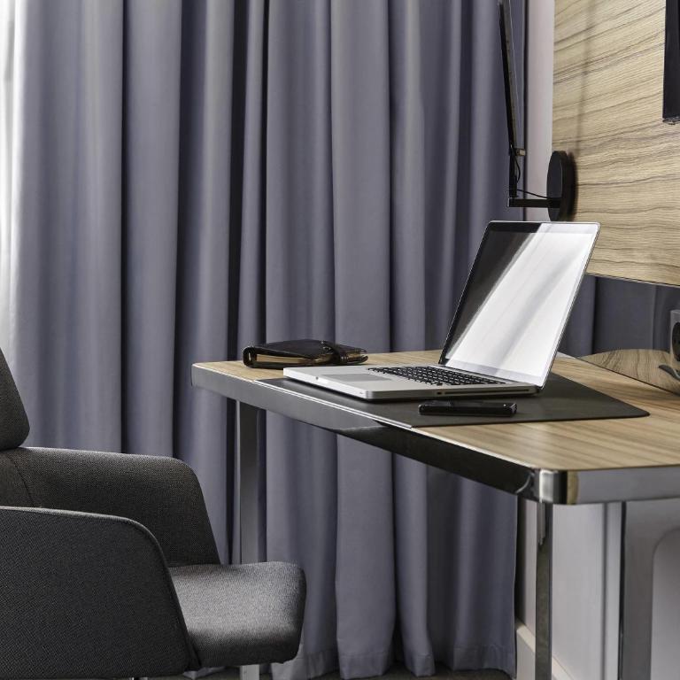 Novotel Saint-Étienne Centre Gare Châteaucreux - Chambre Lit Queen-Size Classique - 1