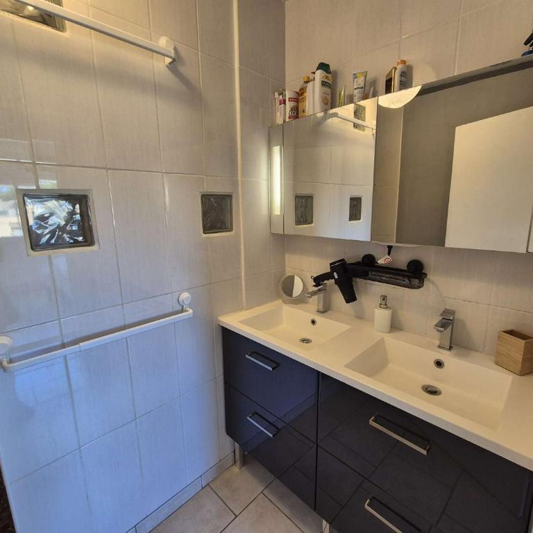 2 chambres, Climatisé, WIFI, vue mer, piscine - Appartement 2 Chambres - Vue sur Mer - 15