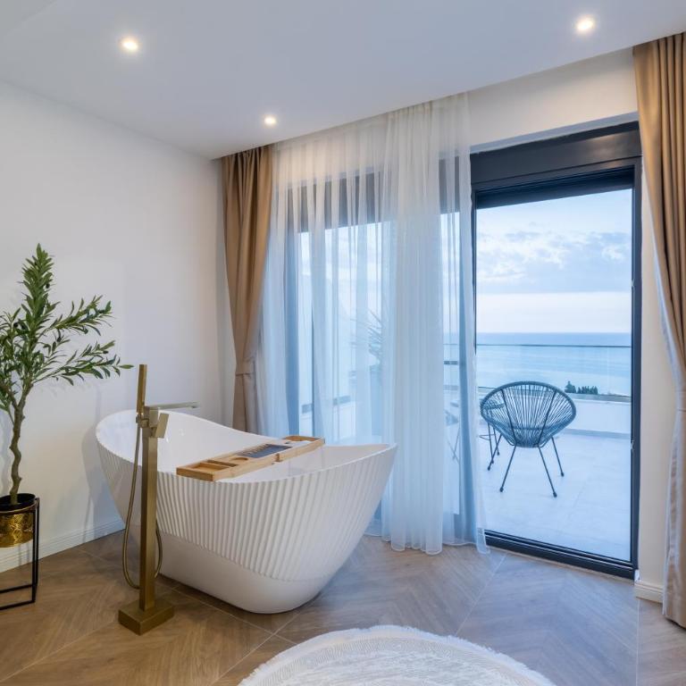 Porto Bruno Luxury Apartments Ulcinj - Deluxe Double Room with Bath - 5