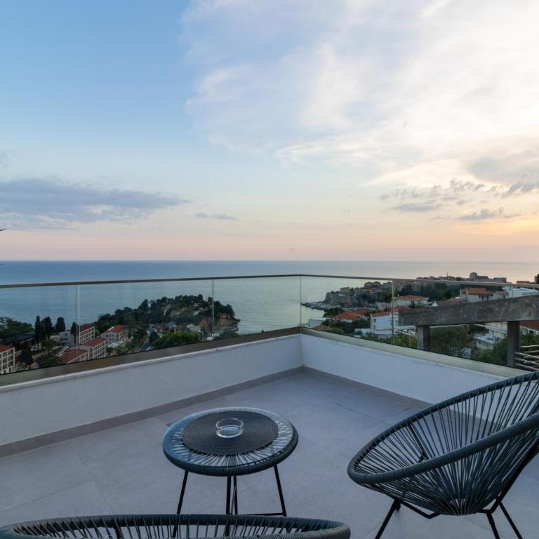 Porto Bruno Luxury Apartments Ulcinj - Deluxe Double Room with Bath - 10