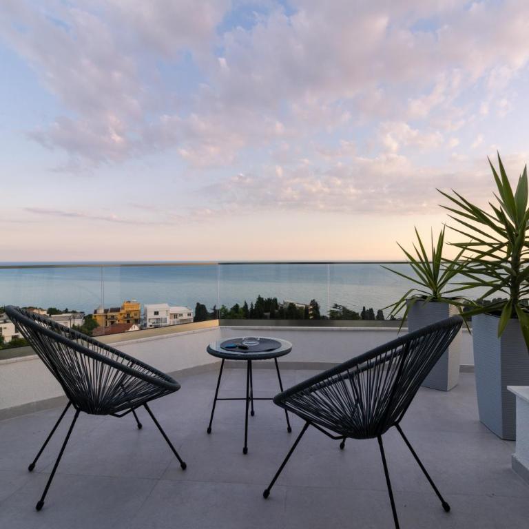 Porto Bruno Luxury Apartments Ulcinj - Deluxe Double Room with Sea View - 10