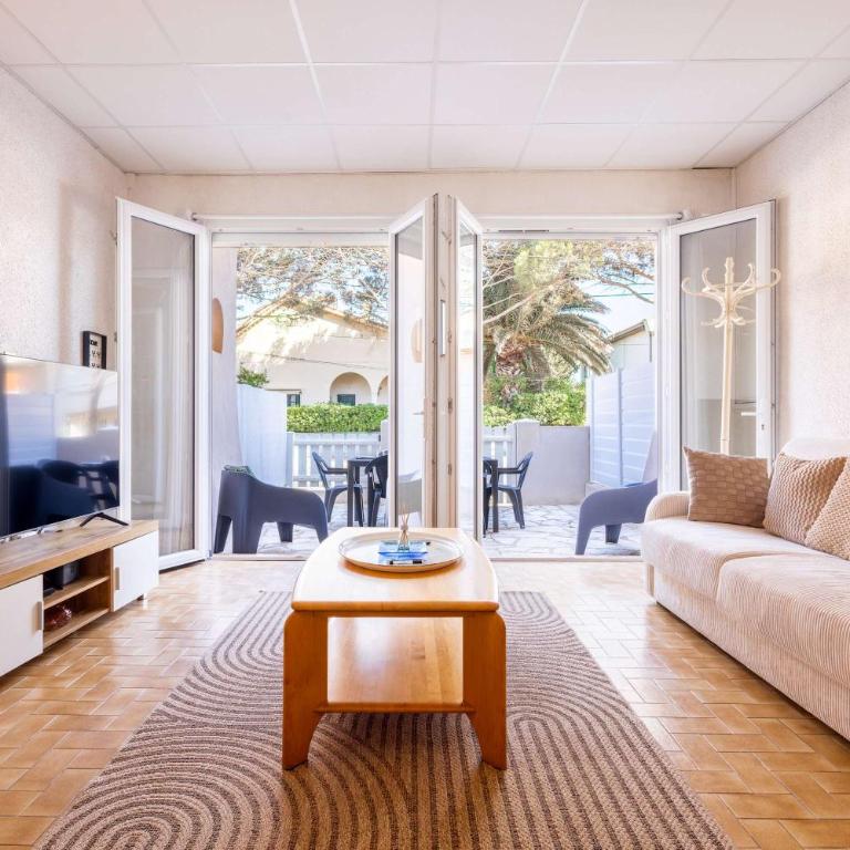 Single-storey apartment for 6 people in Valras-Plage close to the sea - Apartment - 3