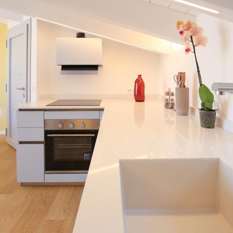 Suite HollidayHouse - vista mare - Suite con Vasca Idromassaggio - 3