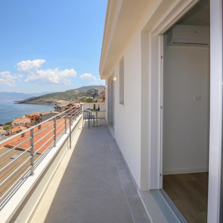 Suite HollidayHouse - vista mare - Suite con Vasca Idromassaggio - 14