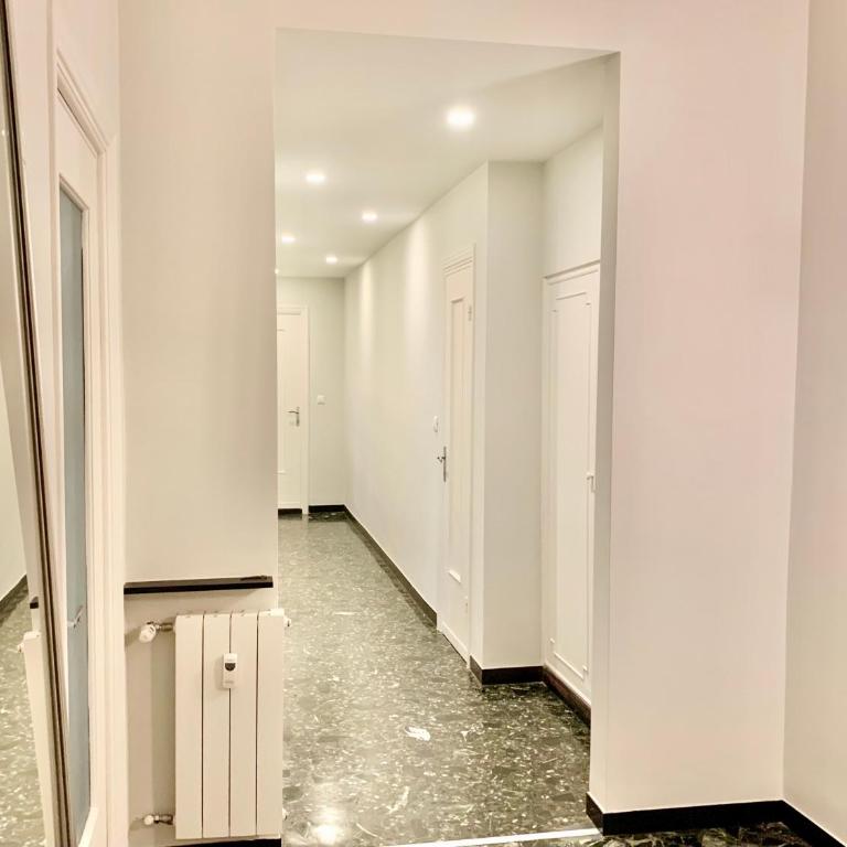 2 Bedrooms Balcony & Private Parking - Appartamento con 2 Camere da Letto e Balcone - 2