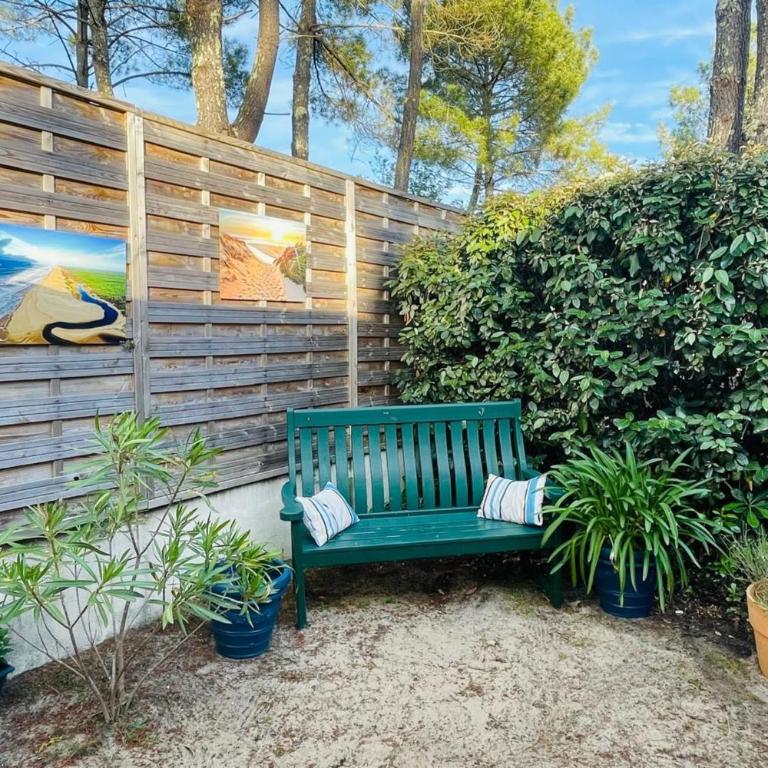 Maison avec petit jardin et piscine partagée - Maison de Vacances - 12