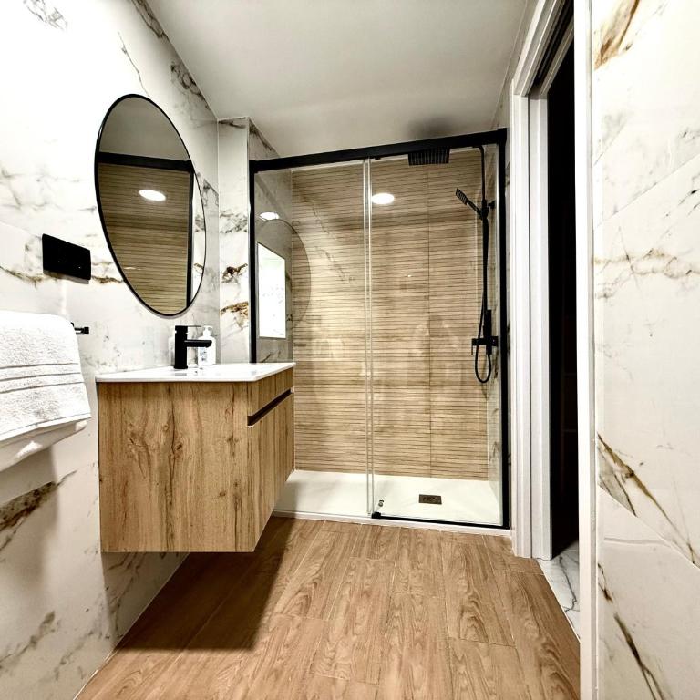 Mirador de Santa Marina con Parking Privado - Deluxe Apartment mit 3 Schlafzimmern - 4