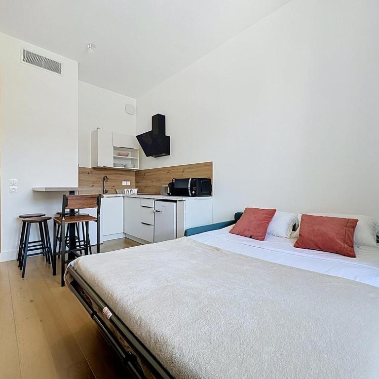 Bright Studio Flat - City Center - AirConditioning - Apartamento de 1 dormitorio - 9