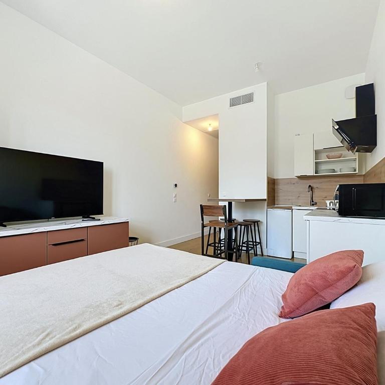 Bright Studio Flat - City Center - AirConditioning - Apartamento de 1 dormitorio - 1