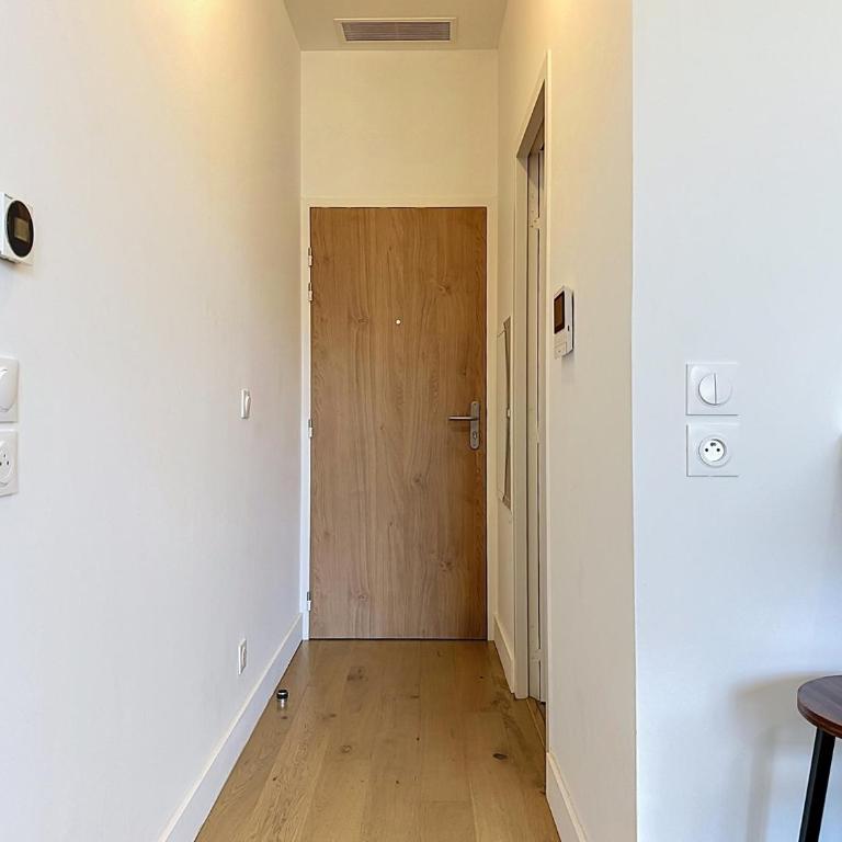 Bright Studio Flat - City Center - AirConditioning - Apartamento de 1 dormitorio - 12