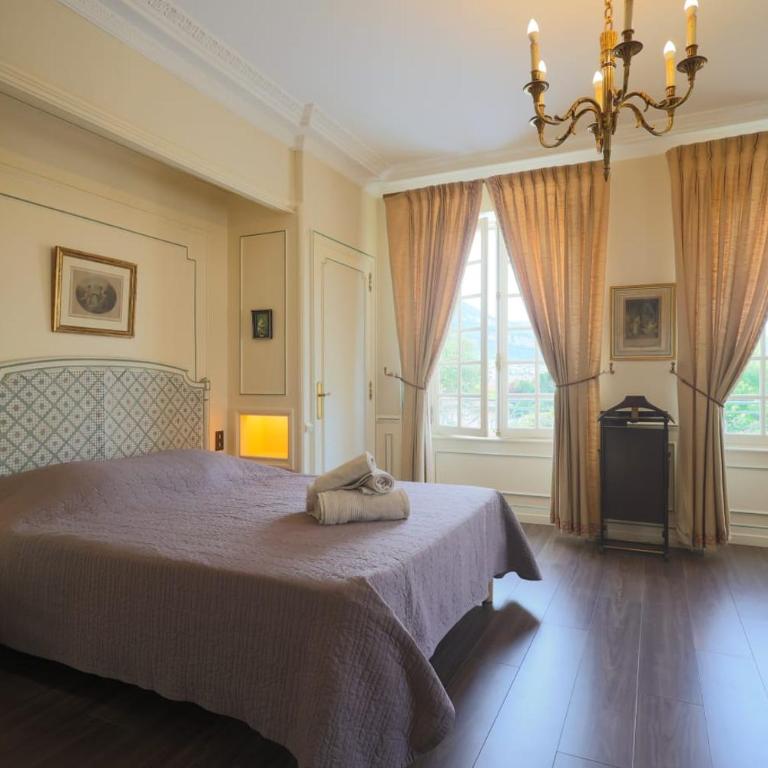 Chambres d hôtes dans maison bourgeoise Douce France - Chambre Familiale Deluxe - 9