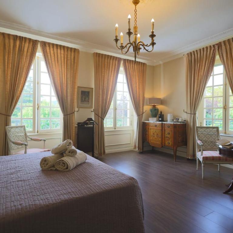 Chambres d hôtes dans maison bourgeoise Douce France - Chambre Familiale Deluxe - 10